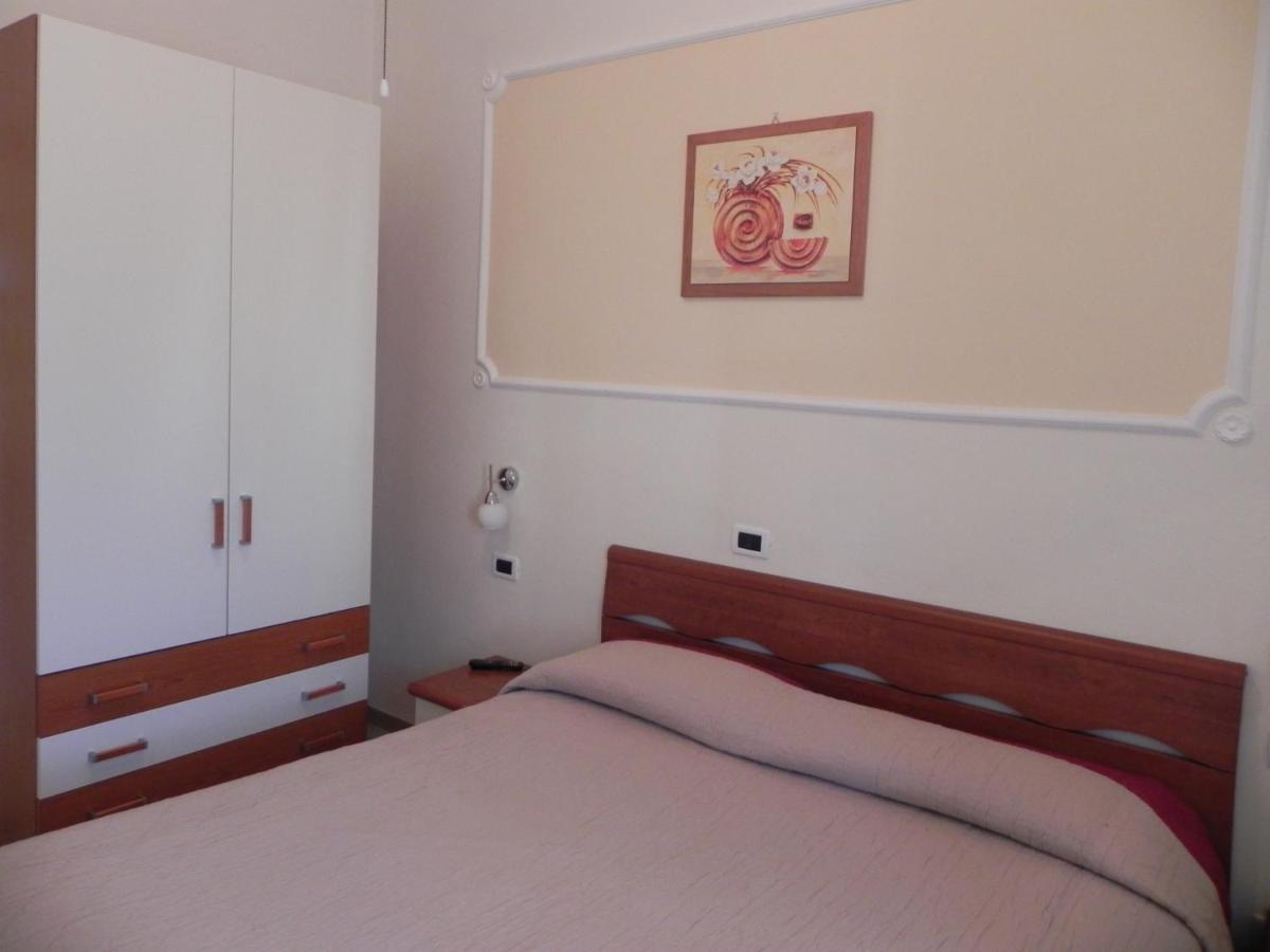 Hotel Ondina เวียเรจโจ ภายนอก รูปภาพ